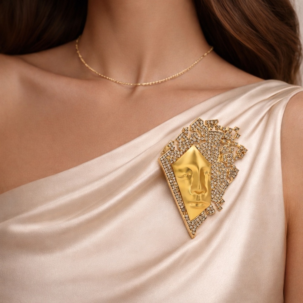 Gaze Abstract Face Crystal Brooch